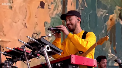 Mike Shinoda pays emotional tribute to Chester Bennington at Reading Festival