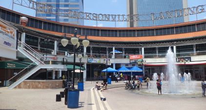 Three dead including shooter at Florida pizza restaurant