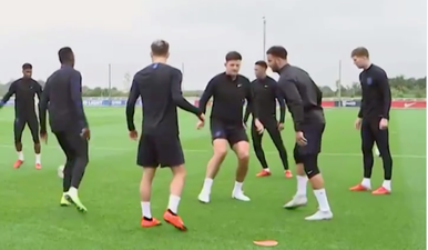 WATCH: Kyle Walker humiliates Harry Maguire with disgusting nutmeg