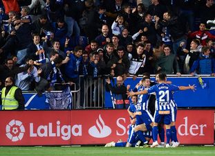 Alavés make history as Julen Lopetegui’s Real Madrid crisis deepens