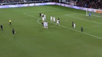 Wayne Rooney scores one of the best free-kicks of his career to keep D.C. United streak going