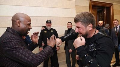 Floyd Mayweather on Khabib bout: “Oh, we fighting!”