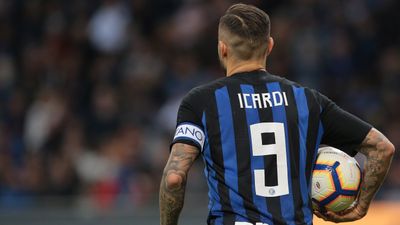 Mauro Icardi sparks incredible scenes with last-gasp winner in Milan derby