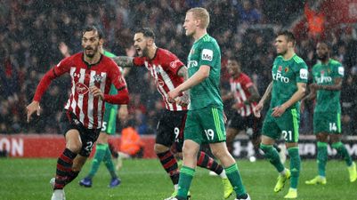 Charlie Austin goes on seething rant after officials “cost Southampton two points”