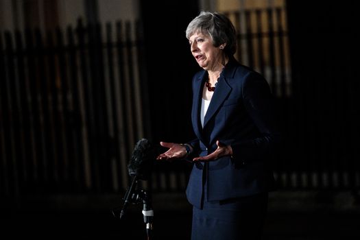 LONDON, ENGLAND - NOVEMBER 14: British Prime Minister Theresa May delivers a Brexit statement at Downing Street on November 14, 2018 in London, England. Theresa May addresses the nation after her cabinet of senior ministers met and approved the wording of the draft Brexit agreement which will see the UK leave the European Union on March 29th 2019. (Photo by Jack Taylor/Getty Images)