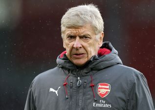 Arsene Wenger has finally explained the infamous trouble he has with zips