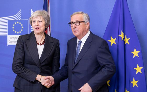 BRUSSELS, BELGIUM - NOVEMBER 21: Prime Minister of the United Kingdom Theresa May (L) is welcomed by the President of the European Commission Jean-Claude Juncker (R) in the Berlaymont, the EU Commission headquarters on November 21, 2018 in Brussels, Belgium. British Prime Minister Theresa May will meet the President of the EU Commission to prepare for the Brexit EU Summit on November 25, 2018 (Photo by Thierry Monasse/Getty Images)