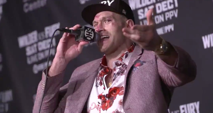 Tyson Fury leads press conference rendition of ‘American Pie’