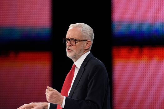 LONDON, ENGLAND - NOVEMBER 19: Labour Party Leader Jeremy Corbyn speaks during the 2018 CBI Conference on November 19, 2018 in London, England. Corbyn addressed the group of business leaders to present his alternative Brexit plan, after Prime Minister Theresa May pitched her draft agreement to the CBI earlier in the day. (Photo by Leon Neal/Getty Images)