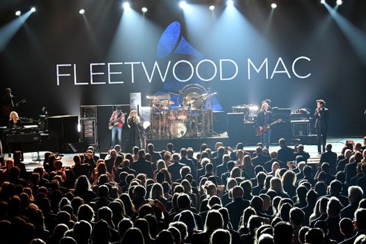 NEW YORK, NY - JANUARY 26: Fleetwood Mac performs onstage during MusiCares Person of the Year honoring Fleetwood Mac at Radio City Music Hall on January 26, 2018 in New York City. (Photo by Dia Dipasupil/Getty Images)