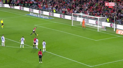 Athletic Bilbao striker Aritz Aduriz scores ridiculous one-step run up penalty in La Liga