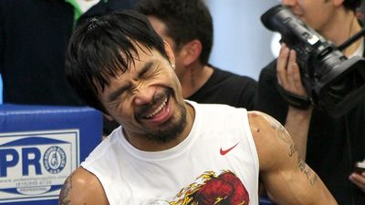 Manny Pacquiao takes shots at Floyd Mayweather after exhibition TKO