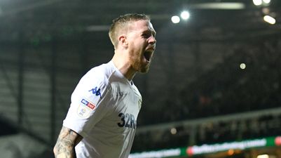 Leeds United’s Pontus Jansson leads Malmö chants ahead of Chelsea tie