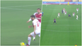 Cesc Fabregas “invents” new way to pass a football