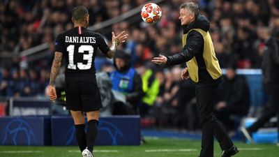 Ole Gunnar Solskjaer explains why he wore a bib for Manchester United win over PSG