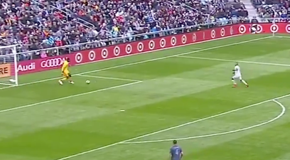 NYCFC goalkeeper makes incredible howler