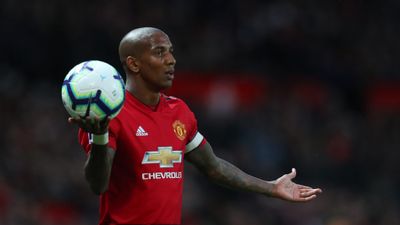 Ashley Young comes to the defence of out of form David de Gea