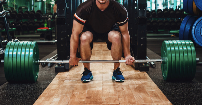 Deadlift weightlifter powerlifter record