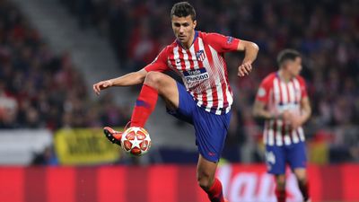 Manchester City make offer to sign Atlético Madrid midfielder Rodri