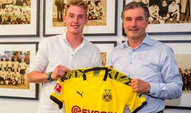 Borussia Dortmund make three big signings in the space of 24 hours