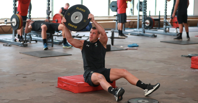 Gareth Davies Rugby Shoulders Exercise