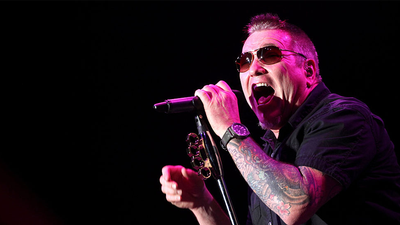 Smash Mouth singer tells thousands of fans at concert: ‘F*ck that COVID sh*t!’