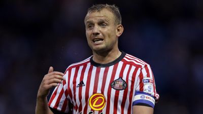 Sunderland legend midfielder Lee Cattermole retires from football aged 32