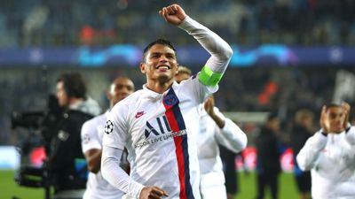 Chelsea in advanced talks to sign Thiago Silva on free transfer