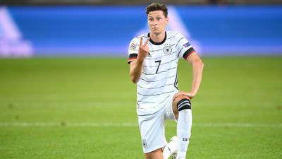 Leeds United make approach to sign Julian Draxler from PSG