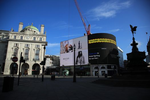 London's picadilly cirucs during coronavirus lockdown