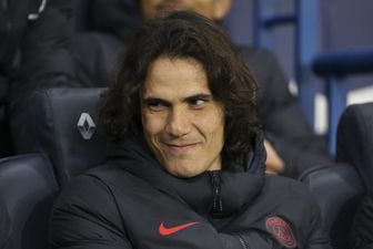 Man Utd confirm the signing of Edinson Cavani