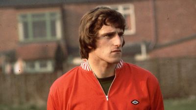 Former England goalkeeper Ray Clemence dies aged 72