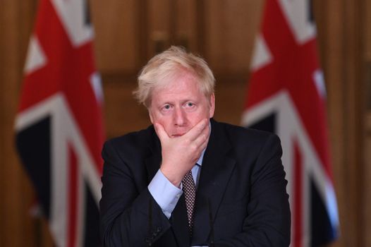 Boris Johnson is facing increasing pressure from government scientists to move the UK into Tier 5 restrictions