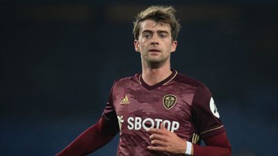 Patrick Bamford donates thousands to Leeds primary school to buy tablets