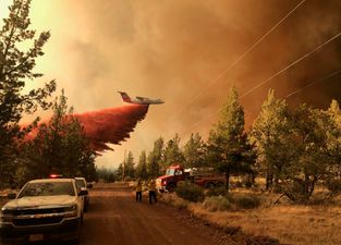 Oregon wildfire the size of LA is now creating its own weather systems