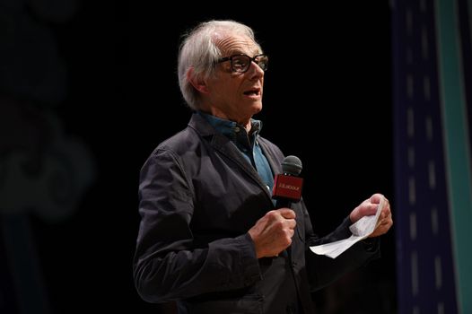 Ken Loach is expelled from Labour