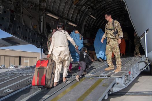 Final flight leaves Kabul for UK