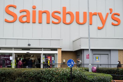 Sainsbury's giving workers two days off