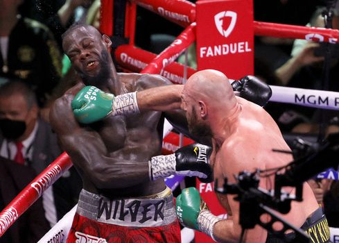 New angle of Tyson Fury's knockout punch to Deontay Wilder