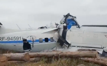 16 dead and six injured in Russian plane crash