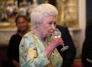 Queen advised by royal doctors to stop drinking every day