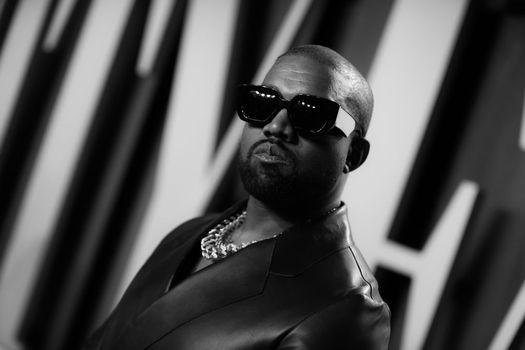 Kanye changes name to 'Ye'