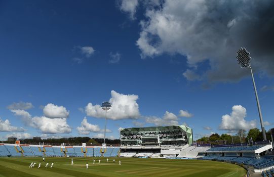 Yorkshire sacks all coaching staff