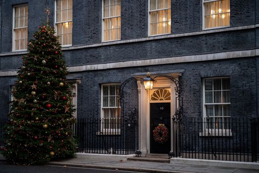 No 10 Christmas rave