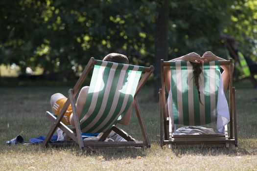 How to get 62 days off with just 26 days of annual leave