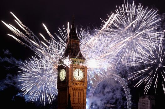 London New year's eve fireworks will go ahead