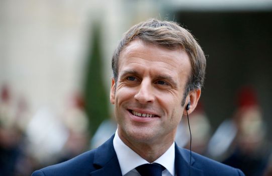 Macron wants to 'piss off' unvaccinated people