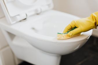 People with Omicron suffer unusual symptom linked to their toilet habits