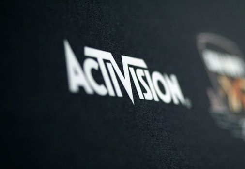 Microsoft buys Activision Blizzard