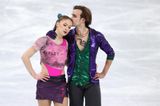 Winter Olympic figure skaters shock with ‘twisted’ Joker and Harley Quinn routine